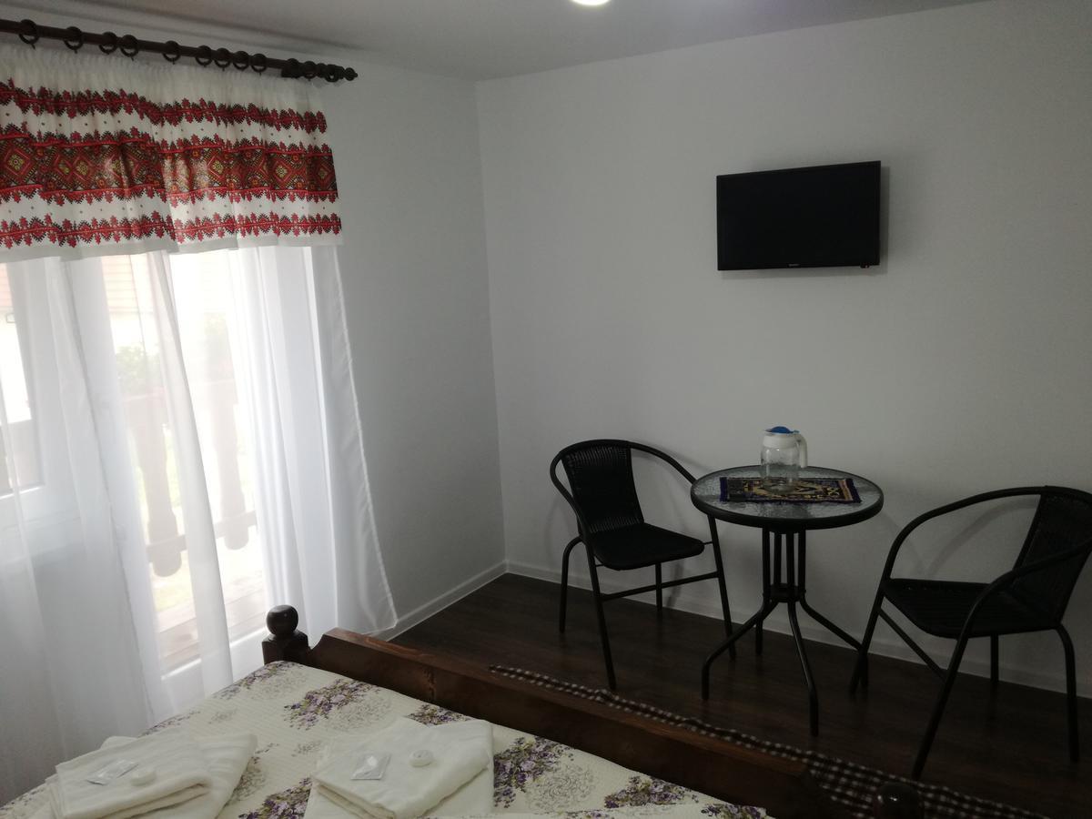 Hotel Casa Iancu à Jina Extérieur photo